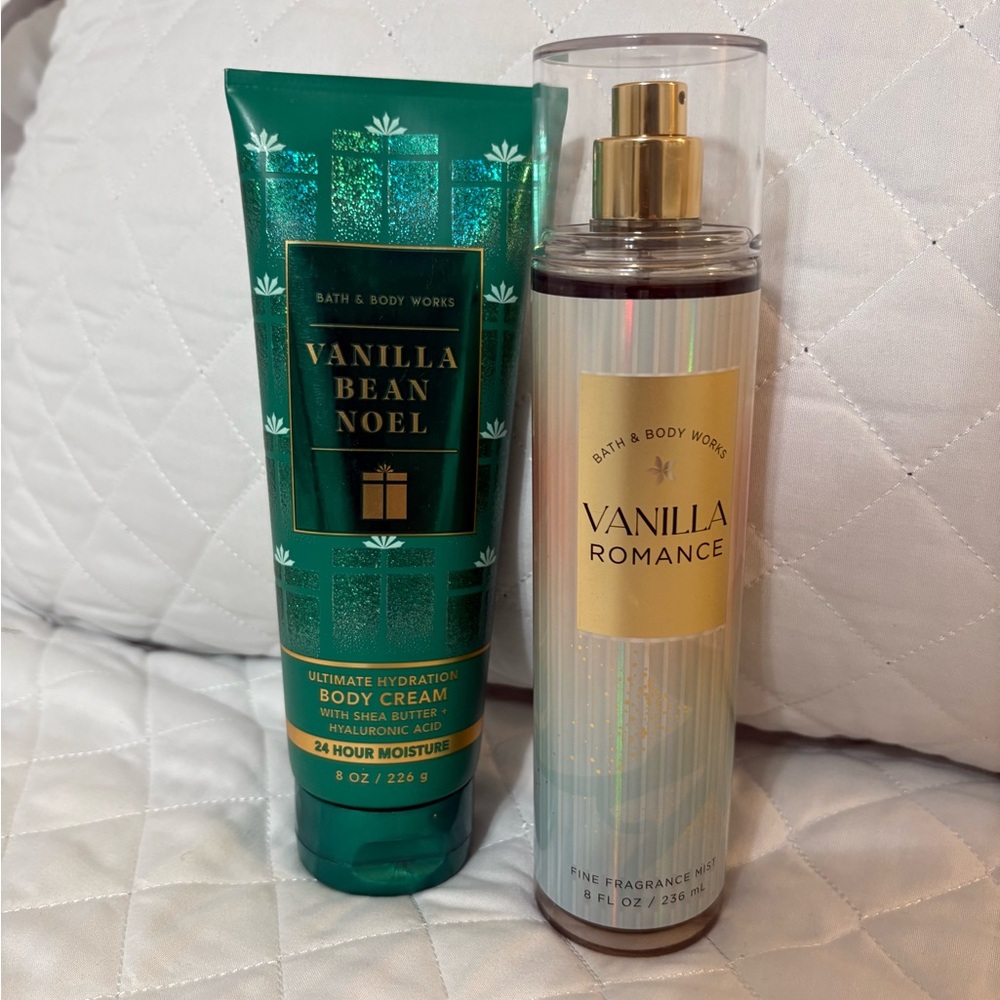 Bath & Body Works vanilla scented fragrance mist and lotion set